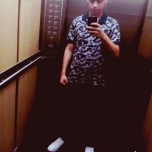 Meet your Posher, Juan jose